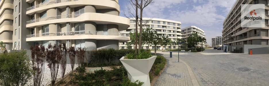 Apartment 3 bedrooms for sale at Bloomfields phase (( Lake side )) Prime location + under market price