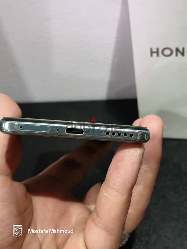 Honor 200 5