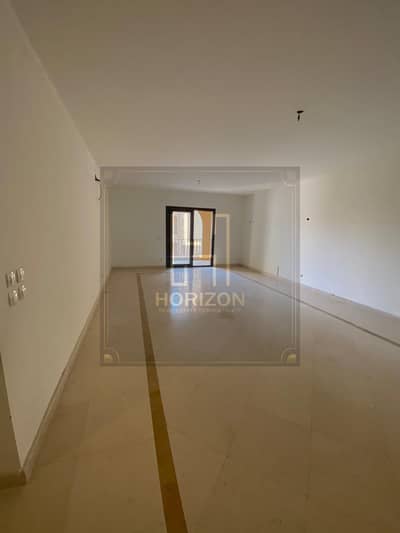 شقة نص مفروش 3نوم فيو مميز بيع كمبوند ميفيدا اعمار التجمع القاهرة الجديدة Apartment sale Mivida Emaar New Cairo