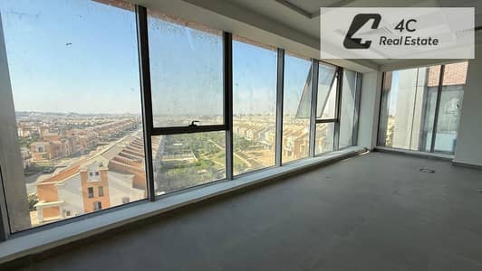 مكتب متشطب استلام فورى  للإيجار بأقل من سعر السوق فيو لاند سكيب  في موقع متميز في ثري سيكستي Three Sixty