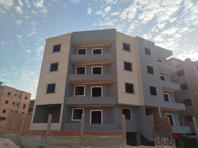 A great apartment in an excellent location, immediate delivery from the owning company, in front of the entrance of Zayed 4, Bayt Al-Watan, the Complementary area, October, next to Janna October and Mall of Arabia.