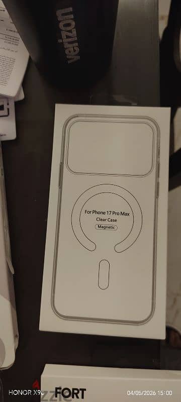 iPhone 17 pro max cases and screen protector new 3