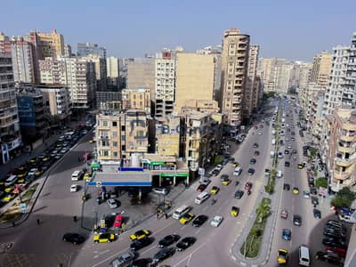 - شقة للبيع الإبراهيمية - تقاطع جواد حسني مع شارع ابو قير الرئيسي - المساحة  158متر