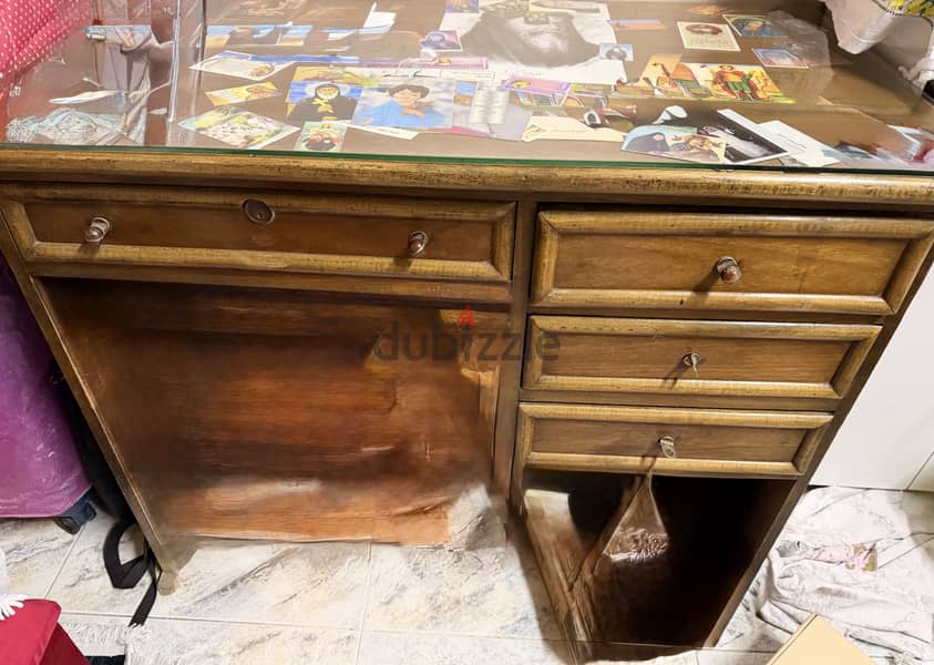 Home desk 1