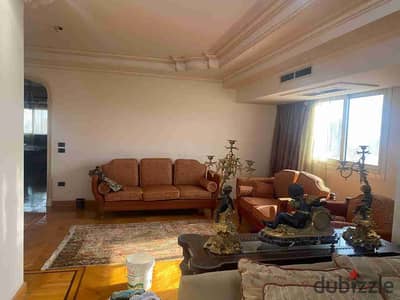 شقه مفروشه فرش فندقي في أميز مكان فى مدينه الجيزه الدقى شقه مفروشه غرفتين وصاله ٢حمام ومطبخ مساحة الشقة ١٥٠ متر للايجار جنبك جميع الخدمات مستشفى كافيهات ومطاعم ومدارس وجامعات ويوجد لدينا اكتر من شقة مفروشة فرش فندقي بالكامل للايجار الدقى والمهندسين والزما