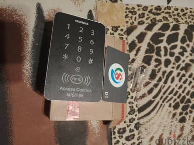 جهاز شفرة الاسانسيرات وبوابات العمارات