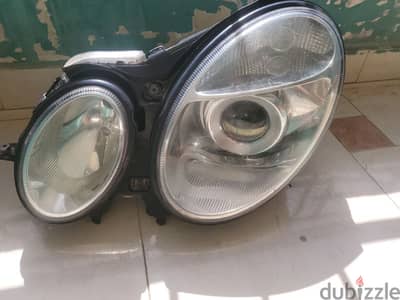 فوانيس مرسيدس w211