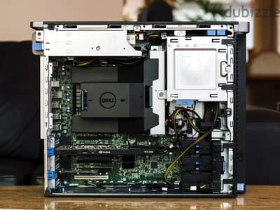 Dell T5820 workstation