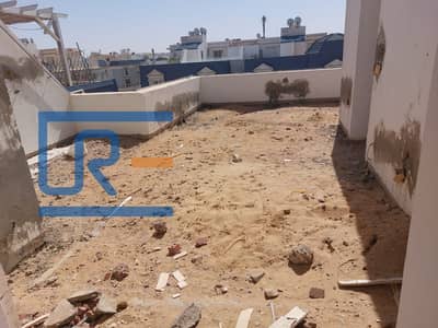 بنتهاوس ميدل رووف للبيع في ماونتن فيو هايد بارك