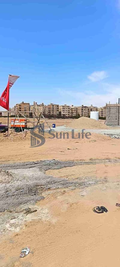 امتلك محل بمقدم 500 الف في مول مجان علي طريق زويل مباشرة وسط اكبر كثافة سكانية في حدائق اكتوبر