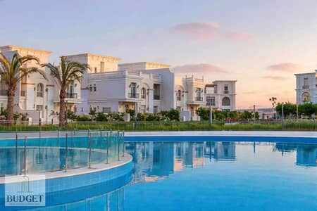 Ready to move + 30% discount | Fully finished villa 246m² on the Green River R5 next to Al Masa at a price below market value – a rare opportunit