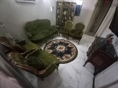 3 غرف كامله ( نوم + سفره كبيره + صالون ) بحاله جيده جدا - النقل مجانا