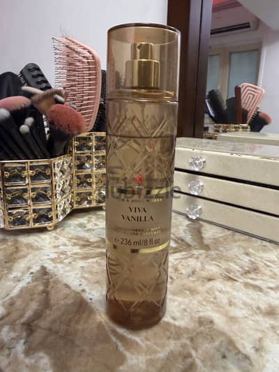 Bath&body works original Viva vanilla body mist luxury collection