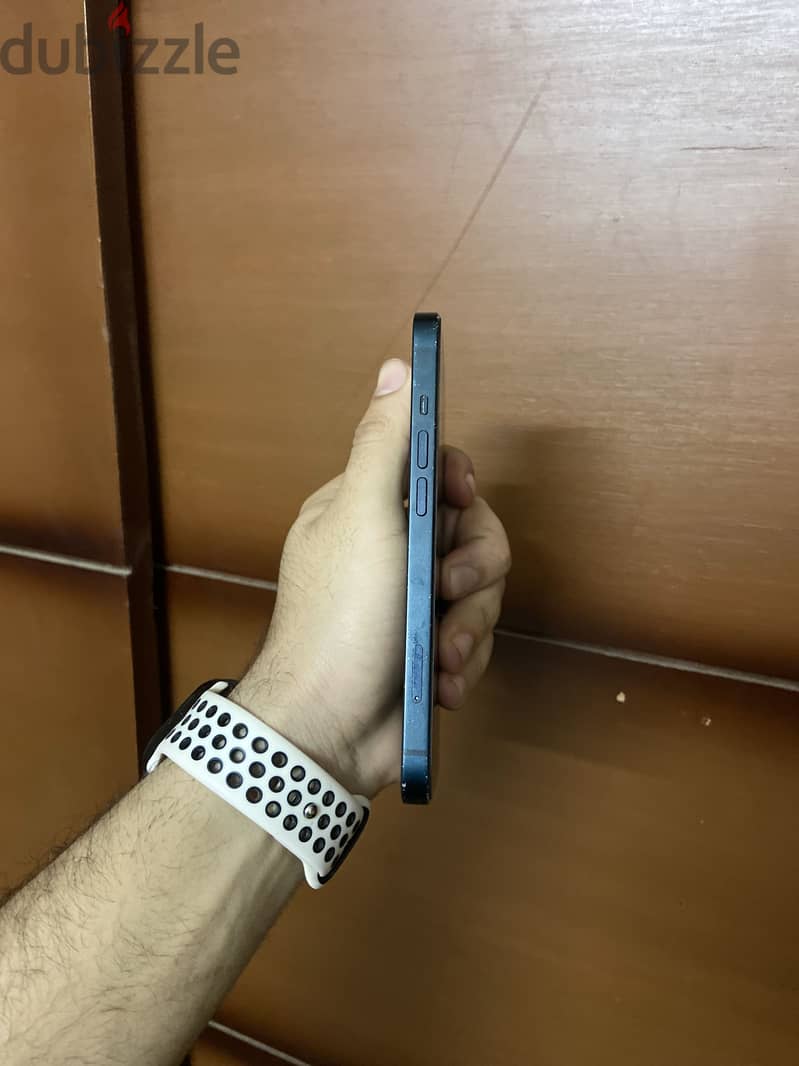 iPhone 13 2
