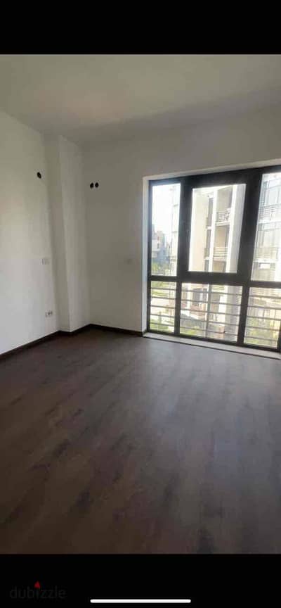 95 sqm apartment for sale in Madinaty B8, old reservation, ready within months