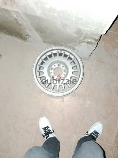 جنط عربيه bmw 520