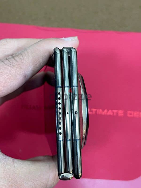 Huawei Mate XT 6