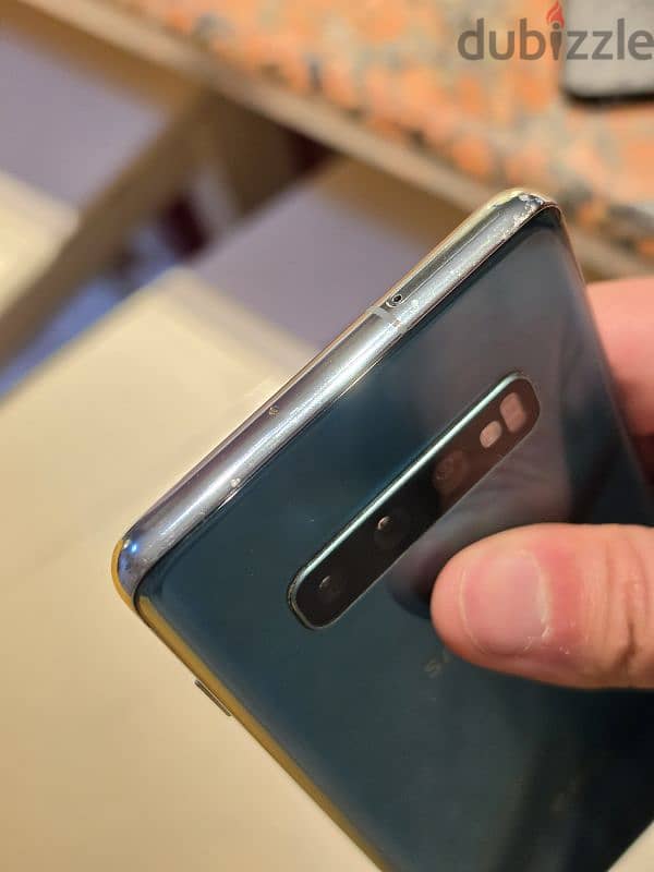 S10 Plus 4
