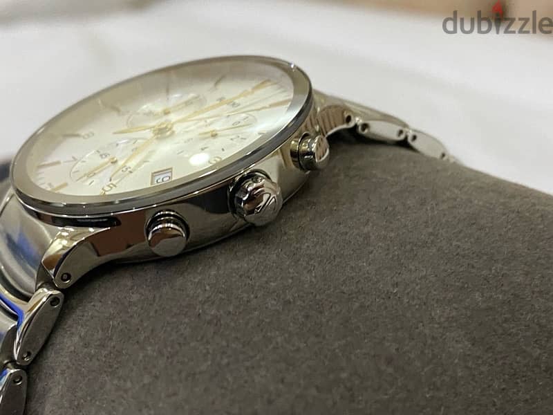ساعة watch 2