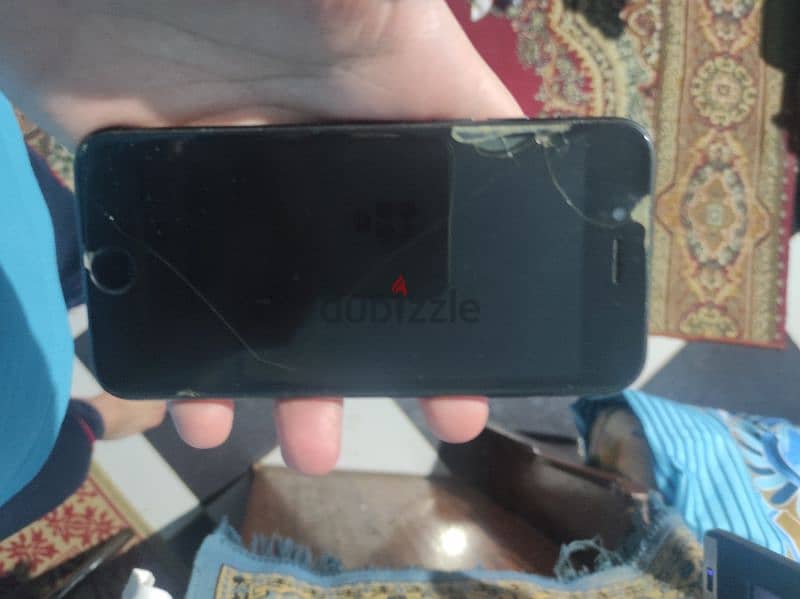 IPHONE 8 3