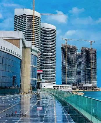 شقة في ابراج العلمين متشطبة بالتكيفات فيو مميز للبيع و بسعر مغري بجانب مراسي و مارينا 7