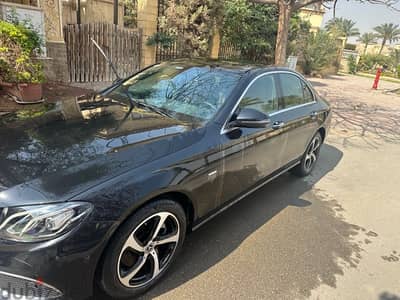Mercedes-Benz E200 2020