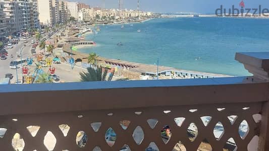 لايجار شقه اول نمره على البحر مباشرا الفيروز