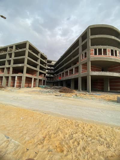 Clinic for sale in a commercial mall in the heart of Zahraa El Maadi next to Wadi Degla Club, 46 meters with a 20% down payment over 5 years