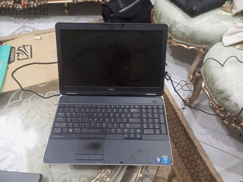 dell 6540 Core i7 4th m amd 2 GIGA 3