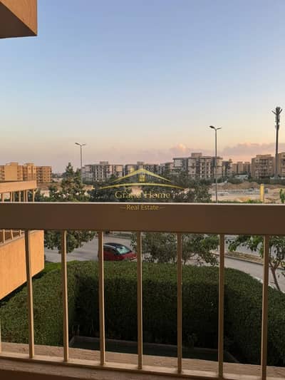 شقة للبيع 115م ب اشجار سيتي ashgar city ب حدائق اكتوبر بالقرب من دار مصر و الفردوس الجديدة و أو ويست و حي الاشجار و صن كابيتال و دريم و الحي الاسباني