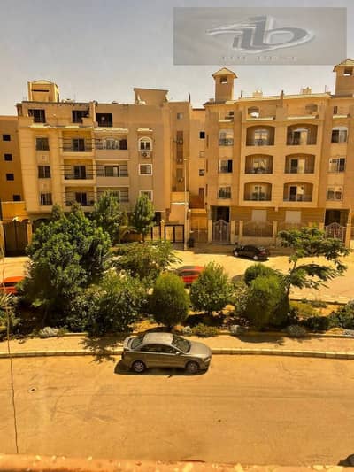  A fantastic opportunity to buy in New Cairo – South Investors 2   Prime location behind Zizinia Compound  Second floor – Quiet and desirable
