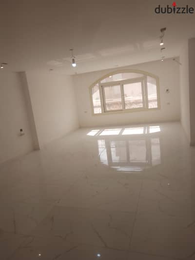 Apartment for sale in Al-Ahrar Street 250m