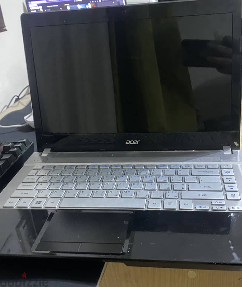 Acer Aspire V3 8