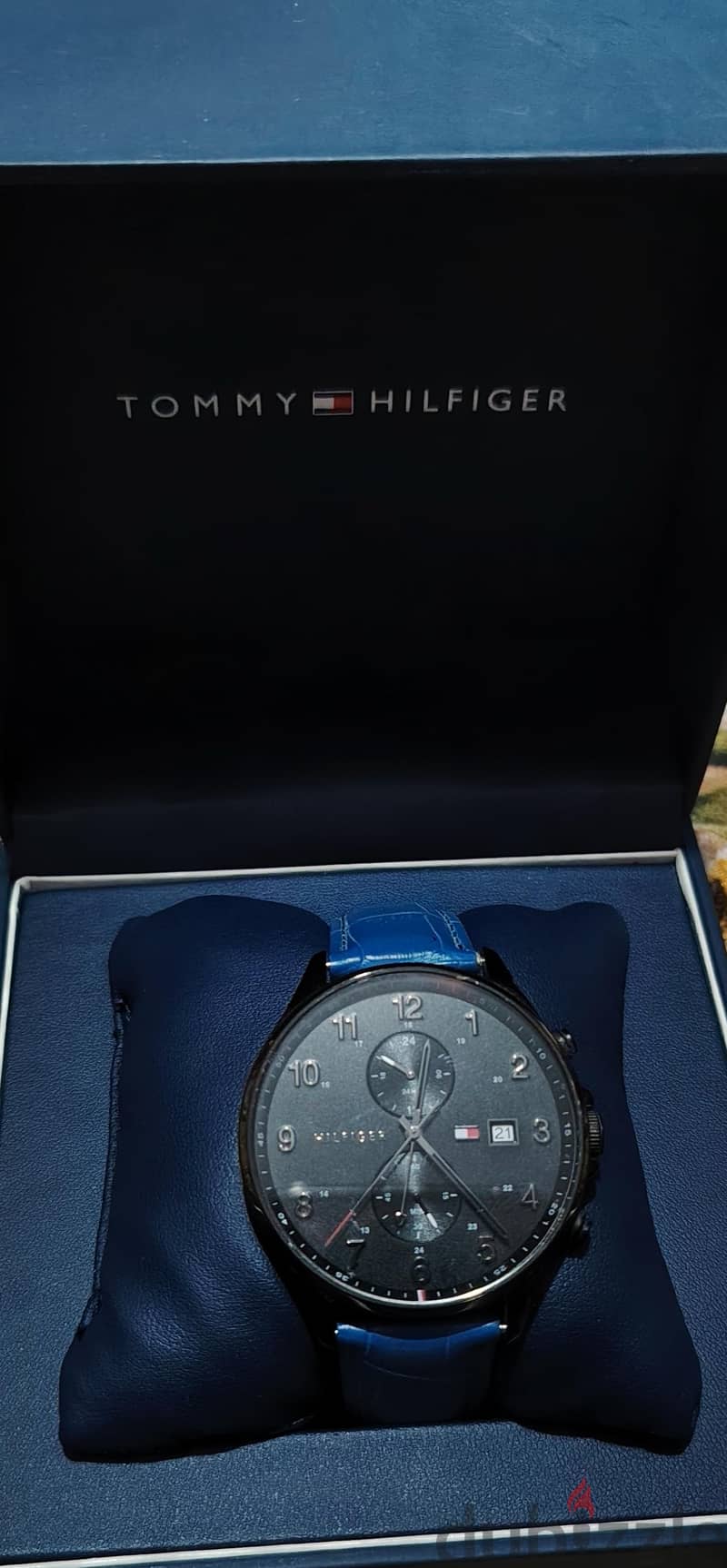 Tommy Helfiger 3