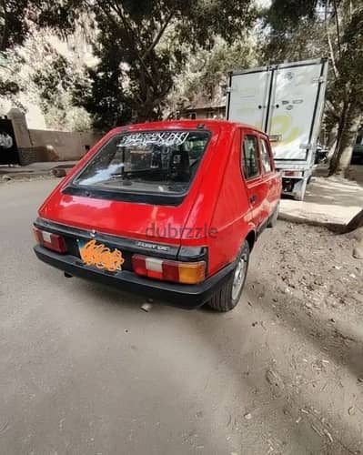 فيات 127 1987  للبيع او للبدل بحاجه اعلي و دفع فرق