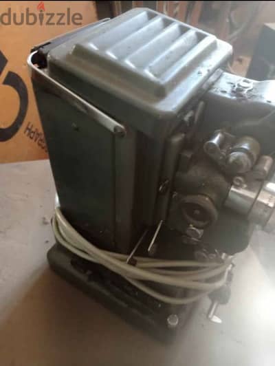 جهاز العرض السينمائي Bolex Paillard G916 بكل مشتملاته