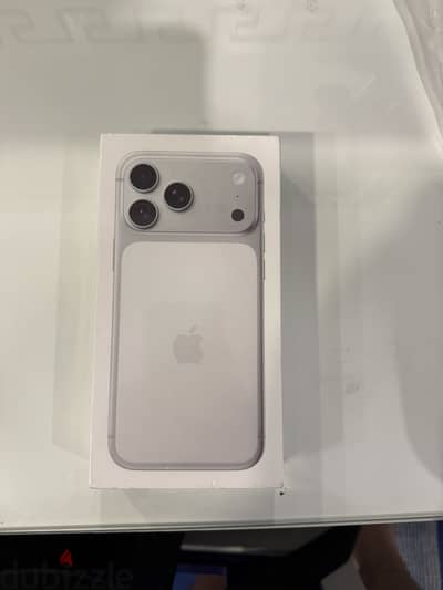 iPhone 17 pro max 256 silver for sale iPhone 17 pro max 256 silver for sale