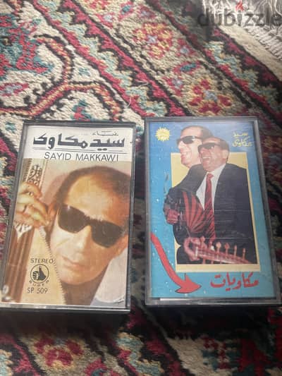 شرائط كاسيت متنوعة