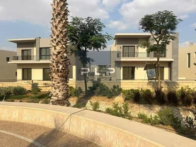 فيلا تاون هاوس كورنر استلام فوري جاهزه علي السكن في كمبوند سوان ليك ريسدنزس للبيع بسعر اقل من سعر الشركه swan Lake