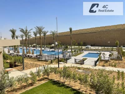 دوبلكس استلام فوري  فيو حمام سباحة ريسيل اقل سعر في الماركت 3 غرف جاهزه للمعاينه في اي وقت  في Uptown Cairoللبيع
