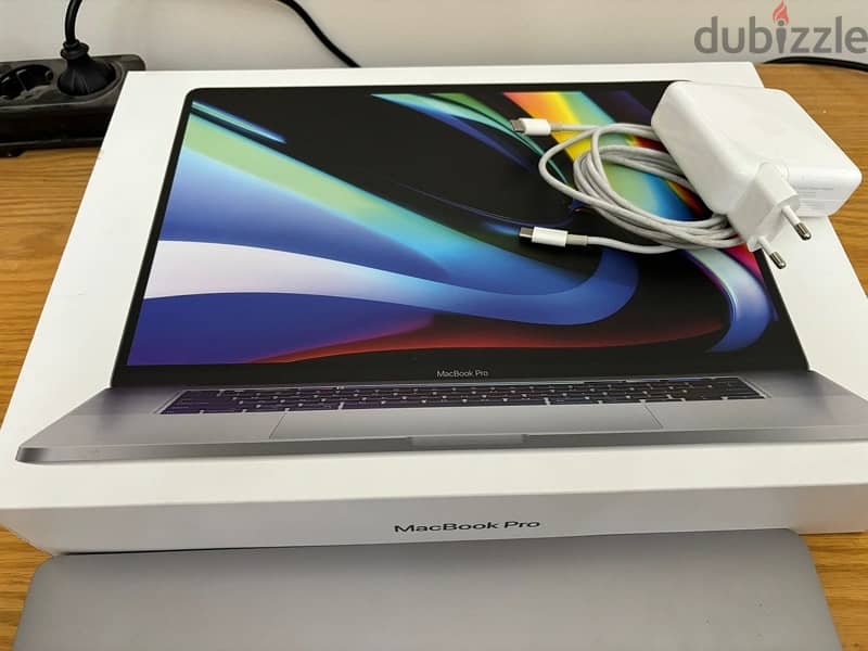 Apple MacBook Pro 16-inch (2019) – Core i7 4