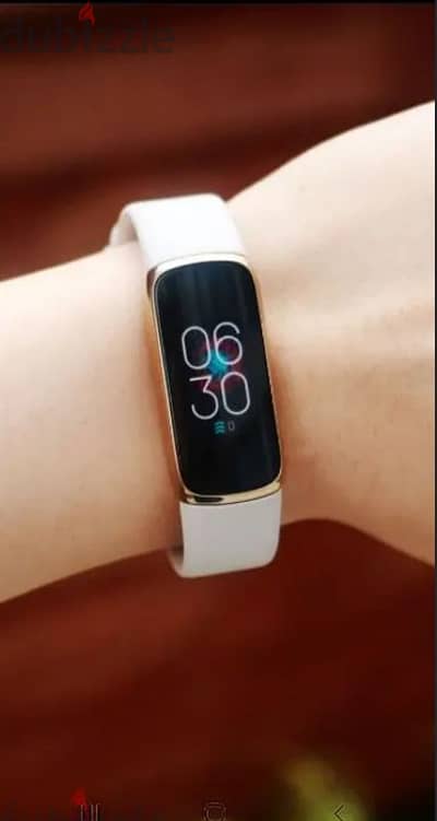 Fitbit luxe smart watch ساعة سمارت