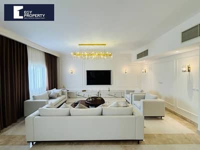 بسعر خاص شقة بحري متشطبة بالكامل جاهزة للسكن للبيع في Uptown Cairo - المقطم