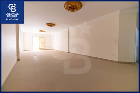 Apartment for sale, 220 sq m - Kafr Abdo (intersection of Saint Genie and Sakina Bint Al-Hussein)