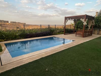 فيلا للايجار في اب تاون كايرو برايفت بول 6غرف باكبر مساحه