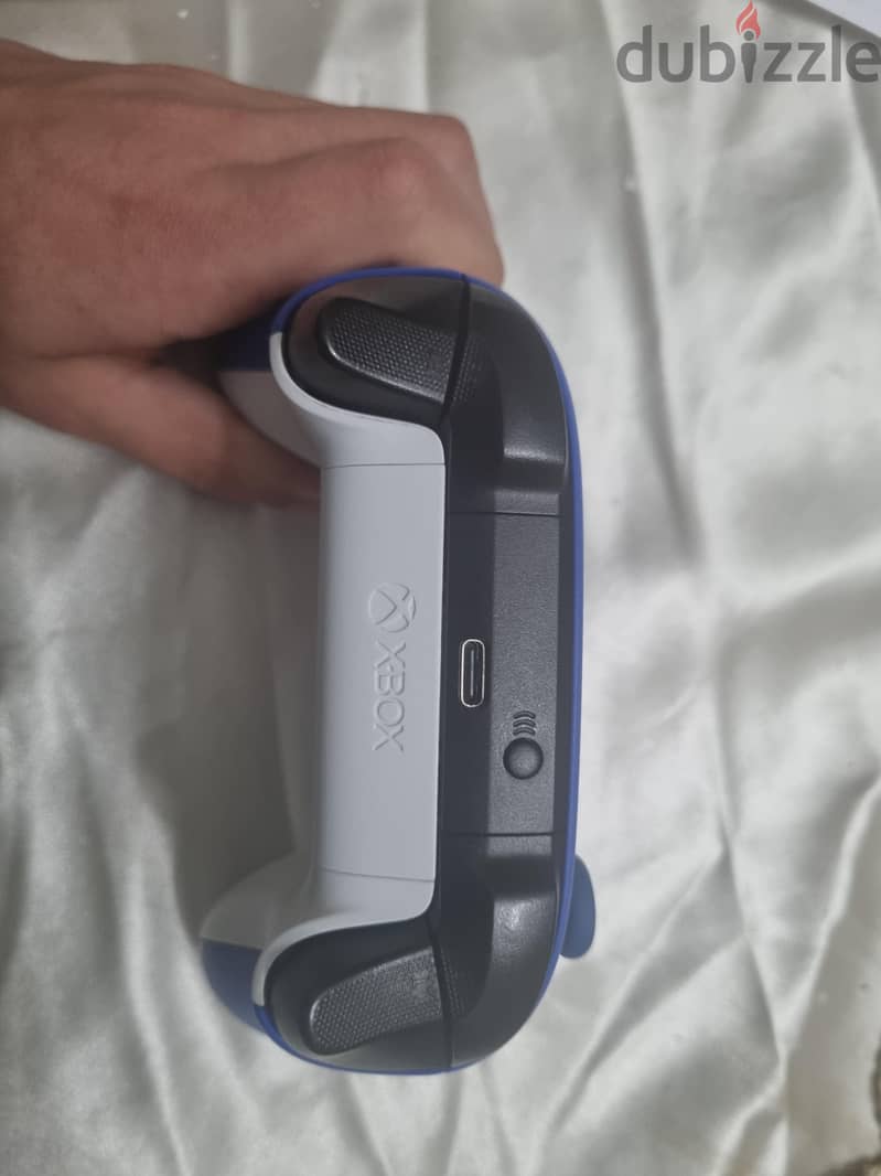 Xbox series x controller excellent condition 4