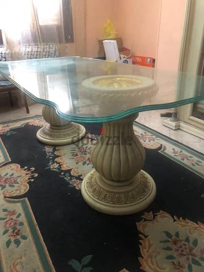 Full dining room
