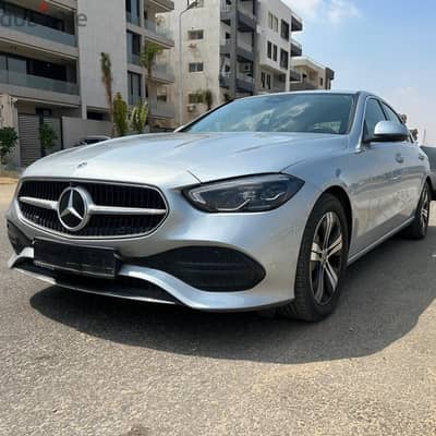 Mercedes-Benz C200 - 2022 - Ghandour Auto - استلام فوري