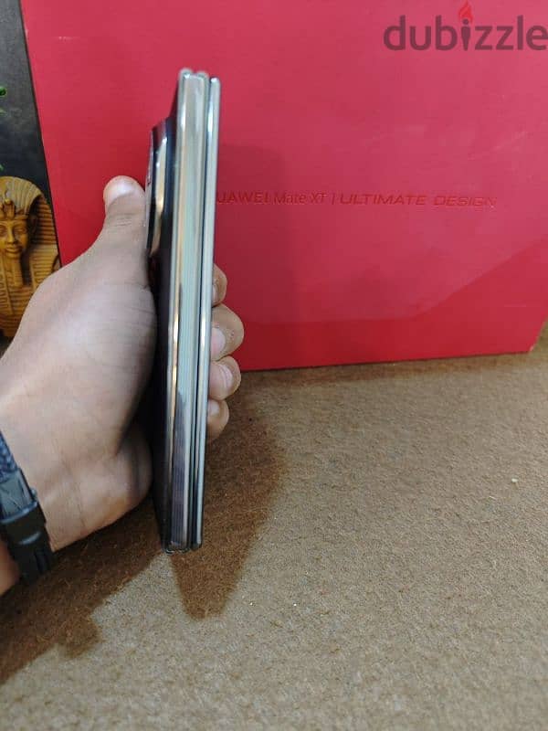 Huawei Mate XT Ultimate 4