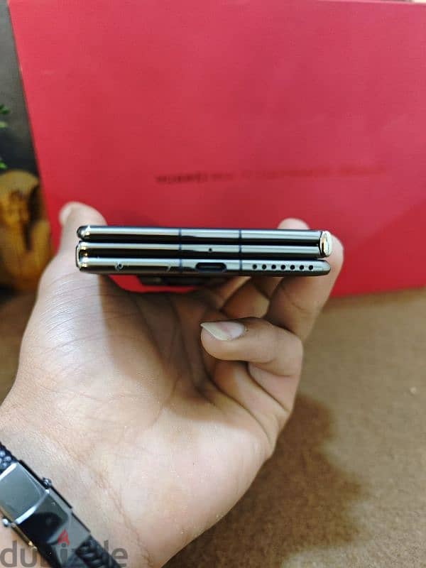 Huawei Mate XT Ultimate 6
